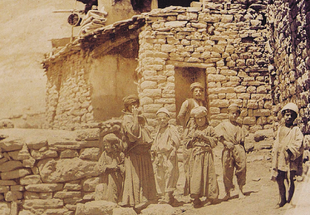 ETNİSİTE, İNANÇ VE KÜLTÜR BAKIMINDAN HAKKARİ NASTURİLERİ VE KÜRTLERLE İLİŞKİLERİ*