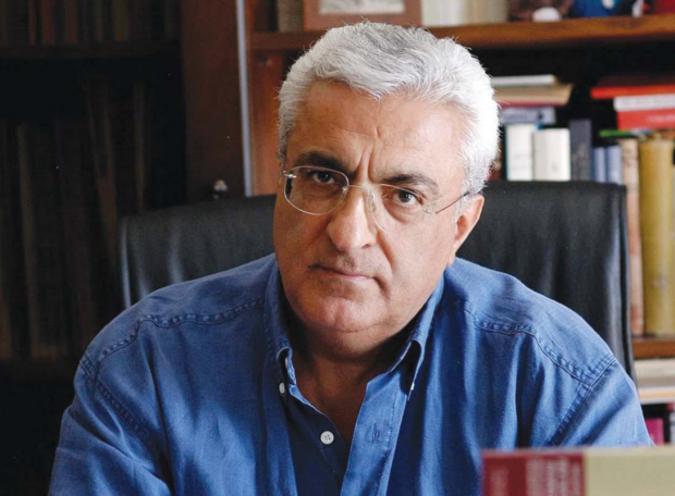 KİTAPLARA ADANMIŞ BİR YAŞAM: MEHMET BAYRAK
